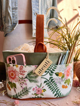 Atenti - Florence Caddy