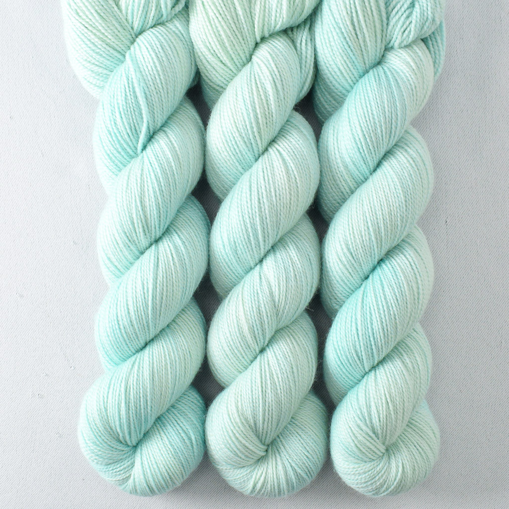 Beach Chair - Miss Babs Yummy 2-Ply superwash Merino wool yarn