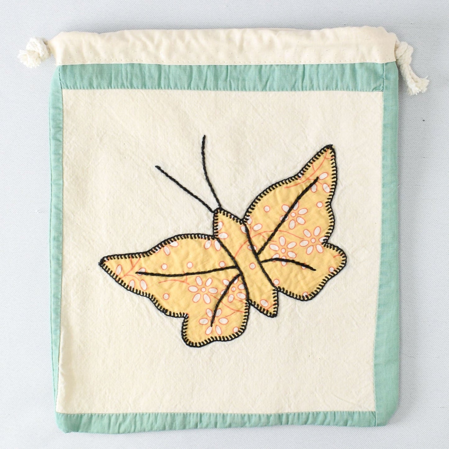 Butterfly Drawstring Pouch with Mountain Meadow yarn - BB019