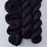 Blackbird - Miss Babs Yummy 2-Ply superwash Merino wool yarn