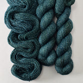 Blackwatch - Miss Babs Estrellita yarn