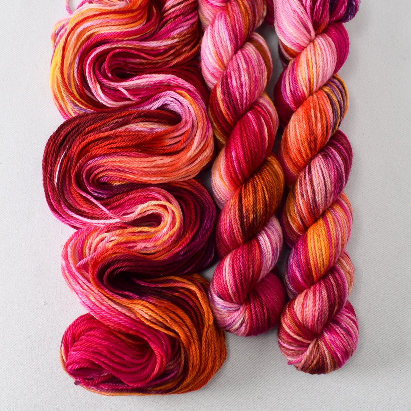 Bloomin Pansies - Miss Babs Yowza Mini yarn