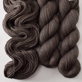 Dark Pegasus - Miss Babs Killington 350 yarn