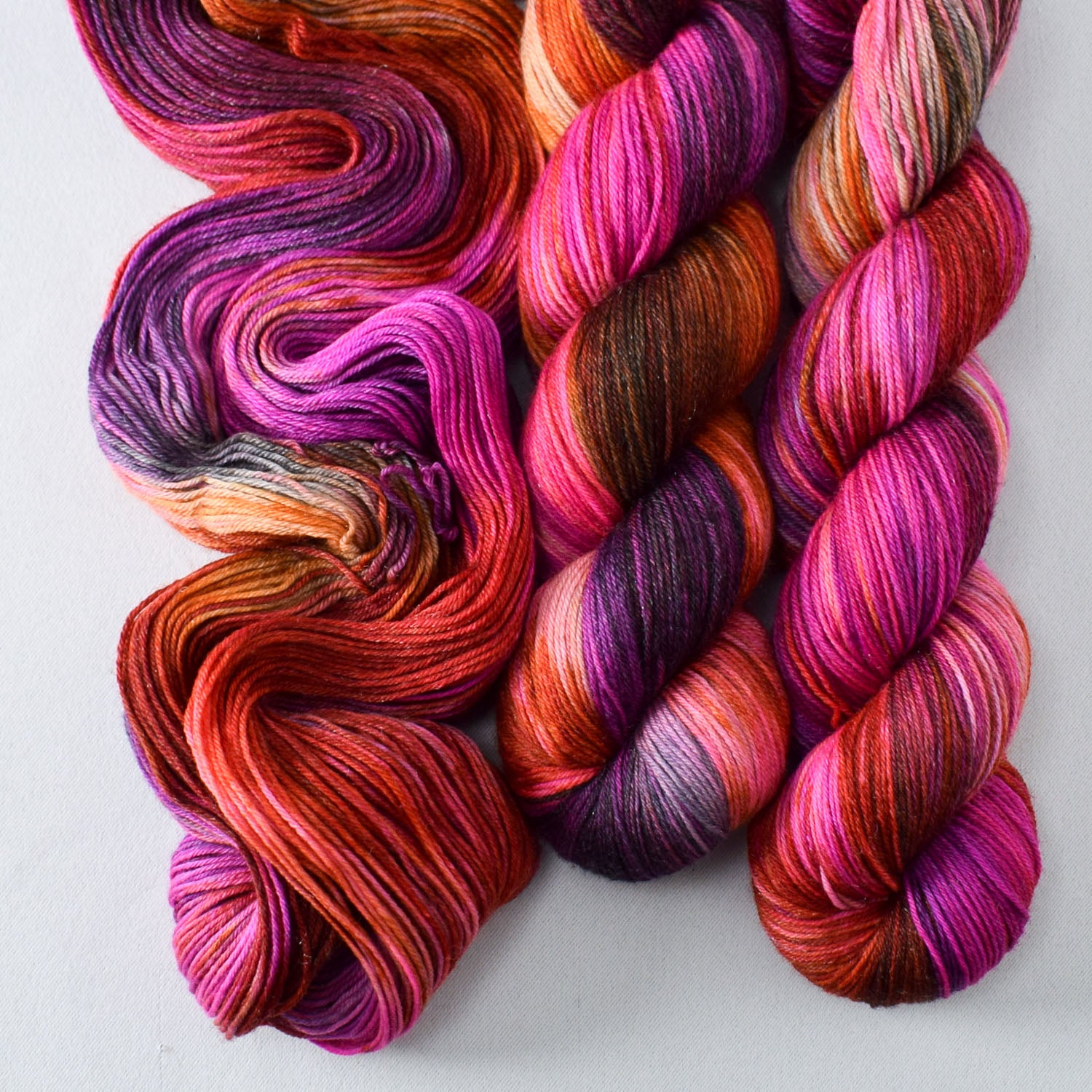 Deep Sea Jellyfish - Miss Babs Tarte wool blend sock yarn