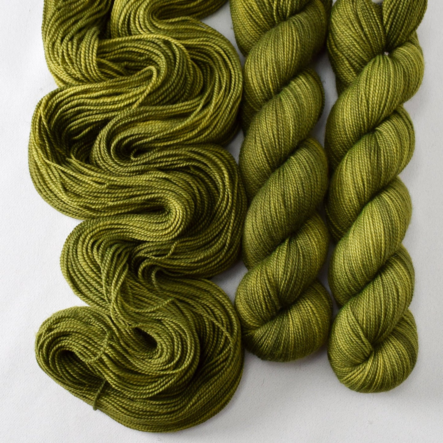 Green Thumb - Miss Babs Yummy 2-Ply yarn