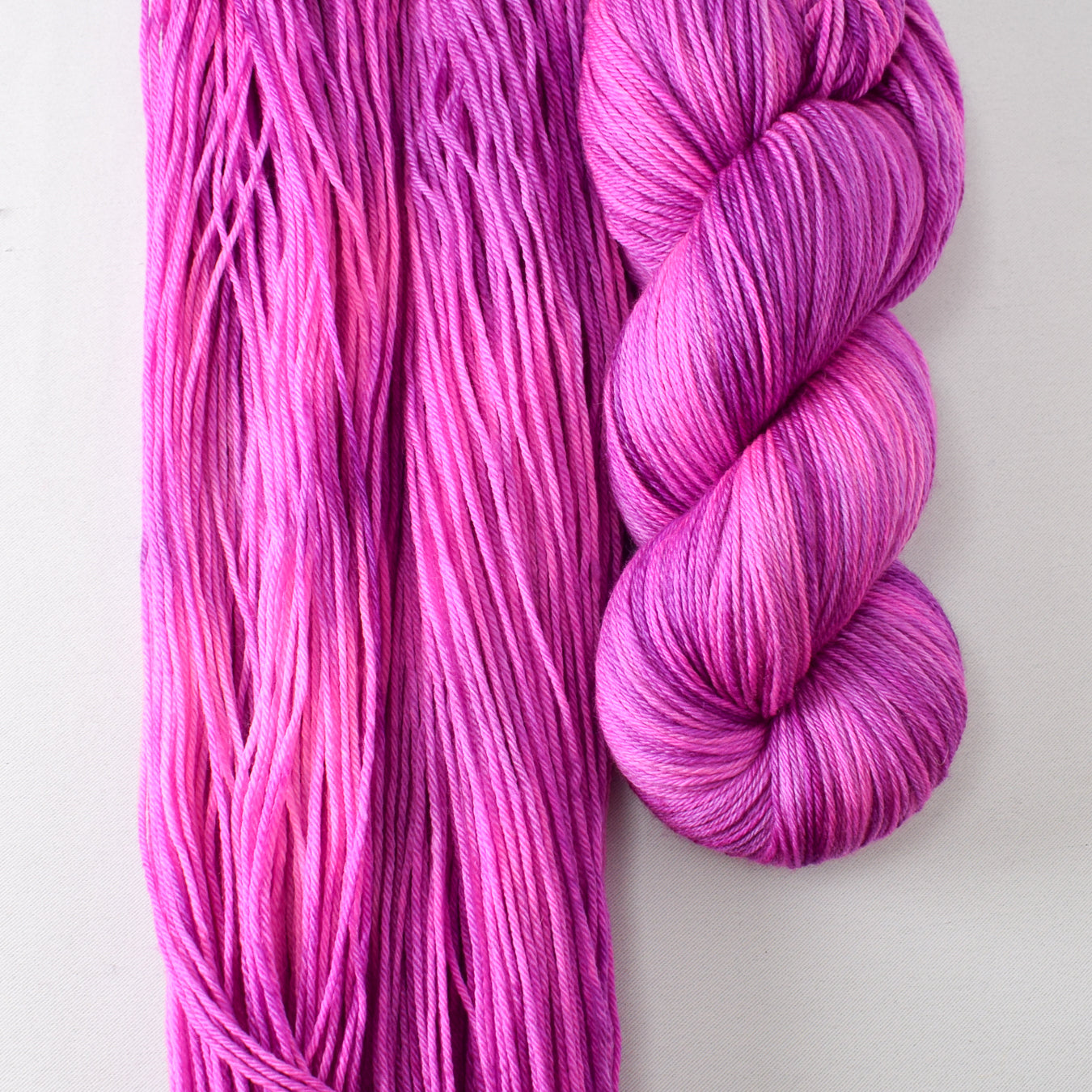 Impatiens - Miss Babs Yowza yarn