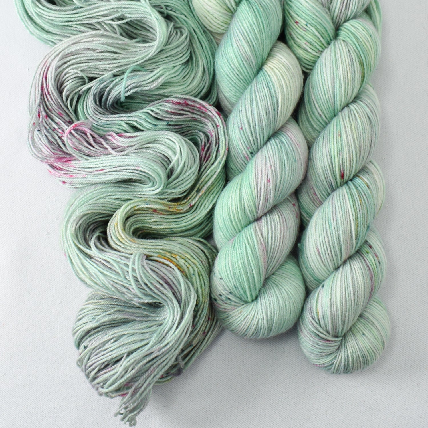 Kitesurfing - Miss Babs Katahdin 437 superwash BFL wool yarn