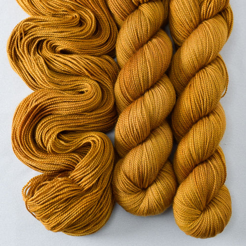Old Gold - Miss Babs Yummy 2-Ply superwash Merino wool yarn