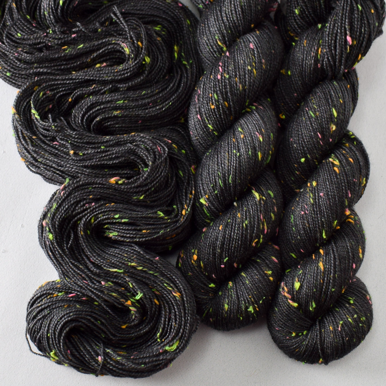 Pitch - Miss Babs Neon Tweed yarn