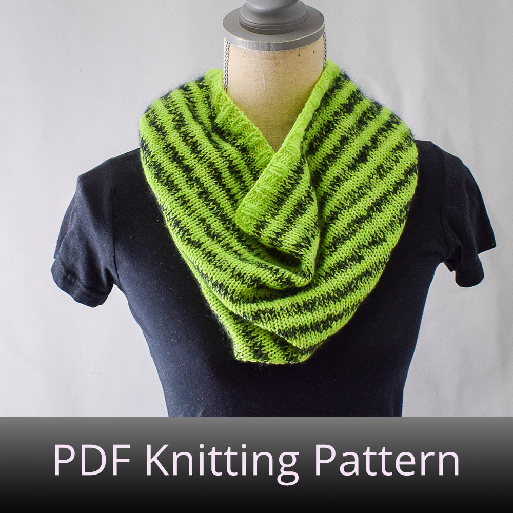 Plush Stripes Cowl - PDF Knitting Pattern