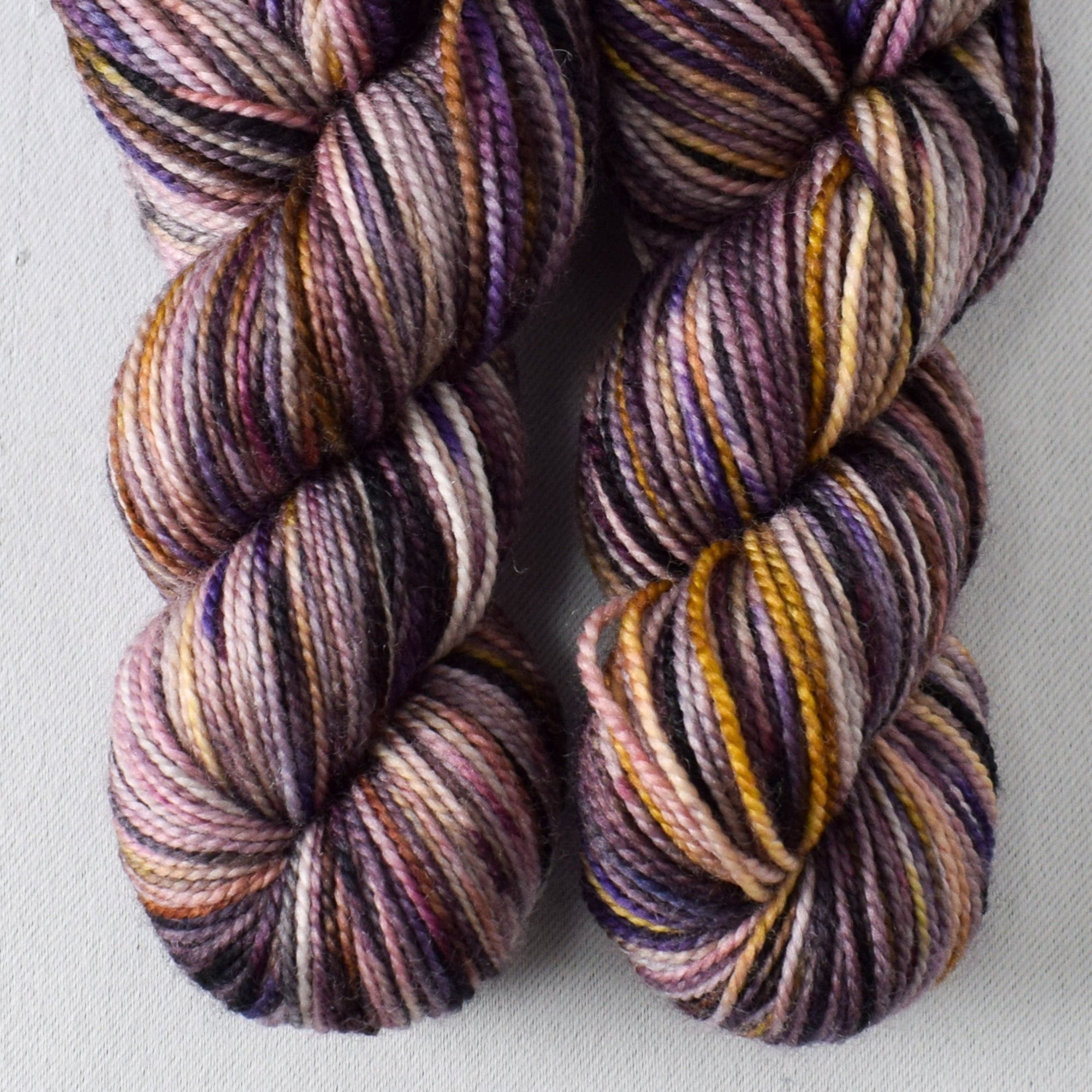 Trompe L'Oeil - Miss Babs 2-Ply Toes yarn