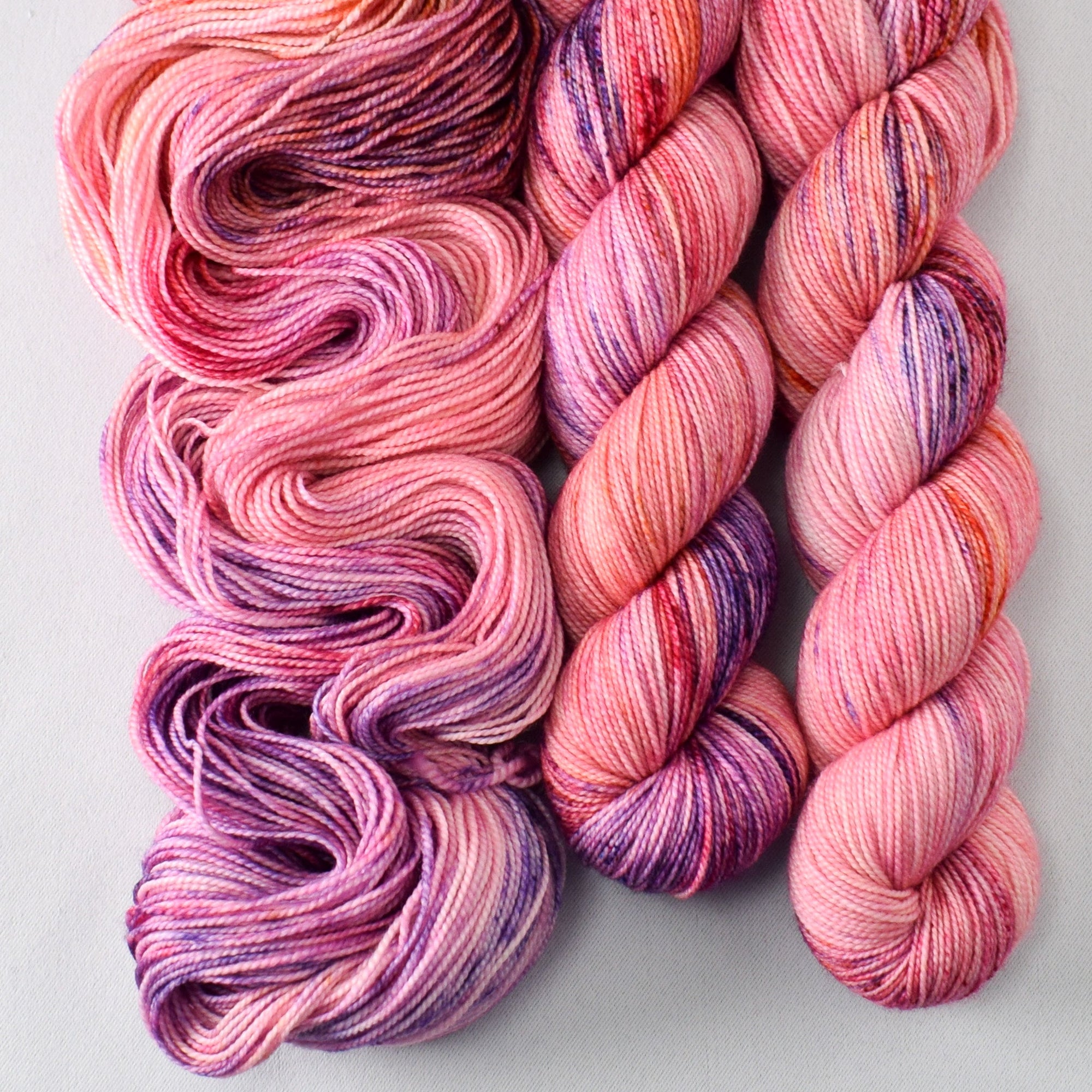 XO - Miss Babs Yummy 2-Ply yarn