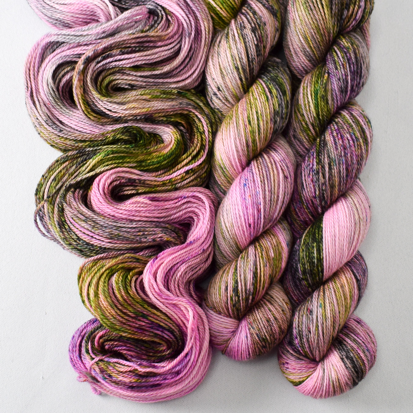 Yarn Quest - Miss Babs Caroline merino-cashmere-nylon yarn