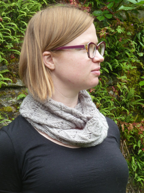 Oyster Cowl - PDF Knitting Pattern