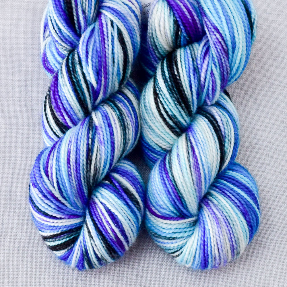 Across The Universe - Miss Babs Yummy 2-Ply Toes superwash Merino wool yarn