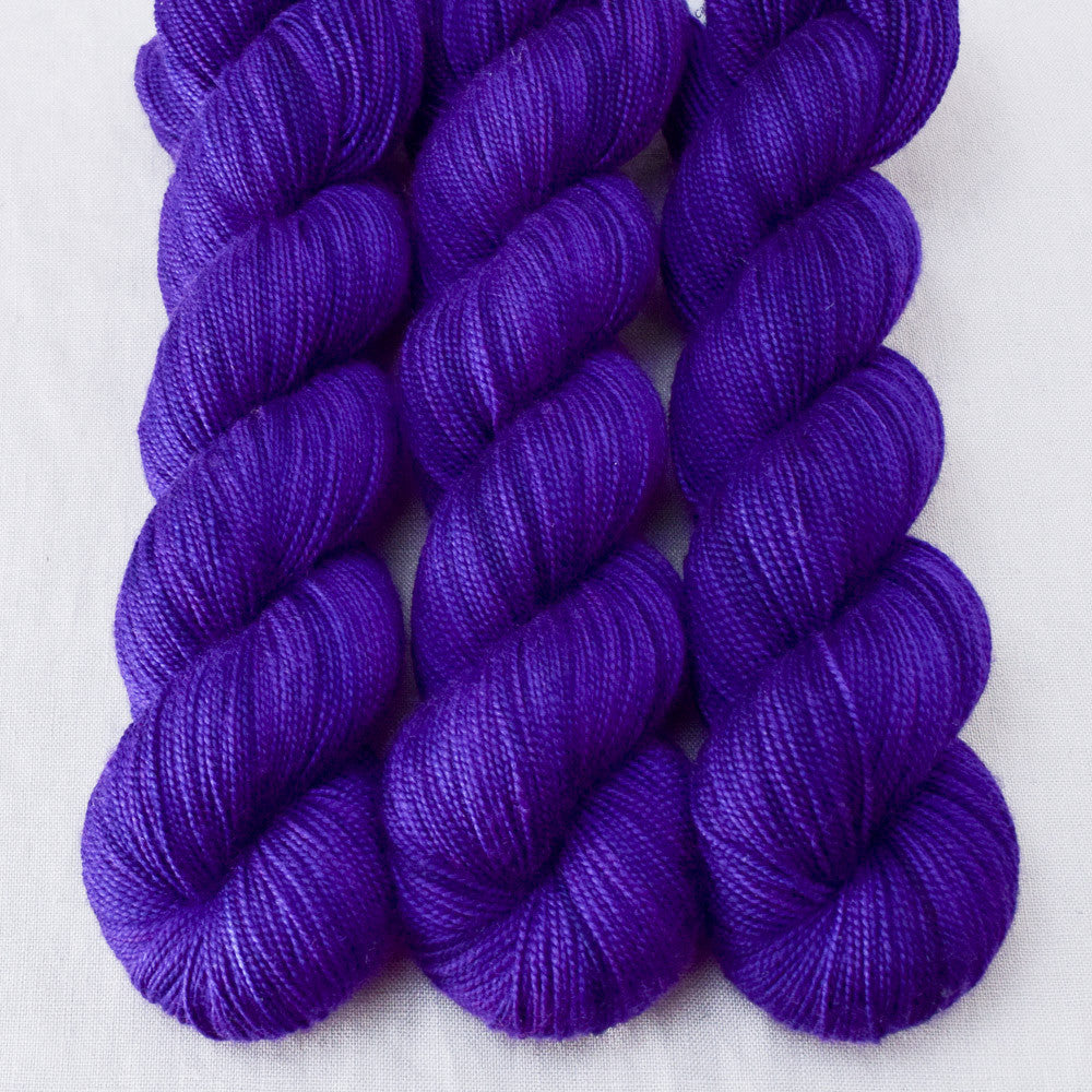 Amethyst - Miss Babs Yummy 2-Ply superwash Merino wool yarn