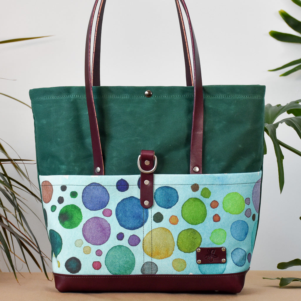 Hunter with Turquoise Bubbles Bag No. 3 - The Everywhere Bag