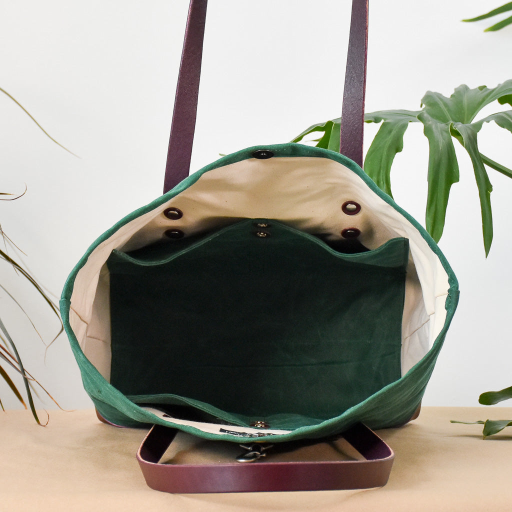 Hunter with Turquoise Bubbles Bag No. 3 - The Everywhere Bag