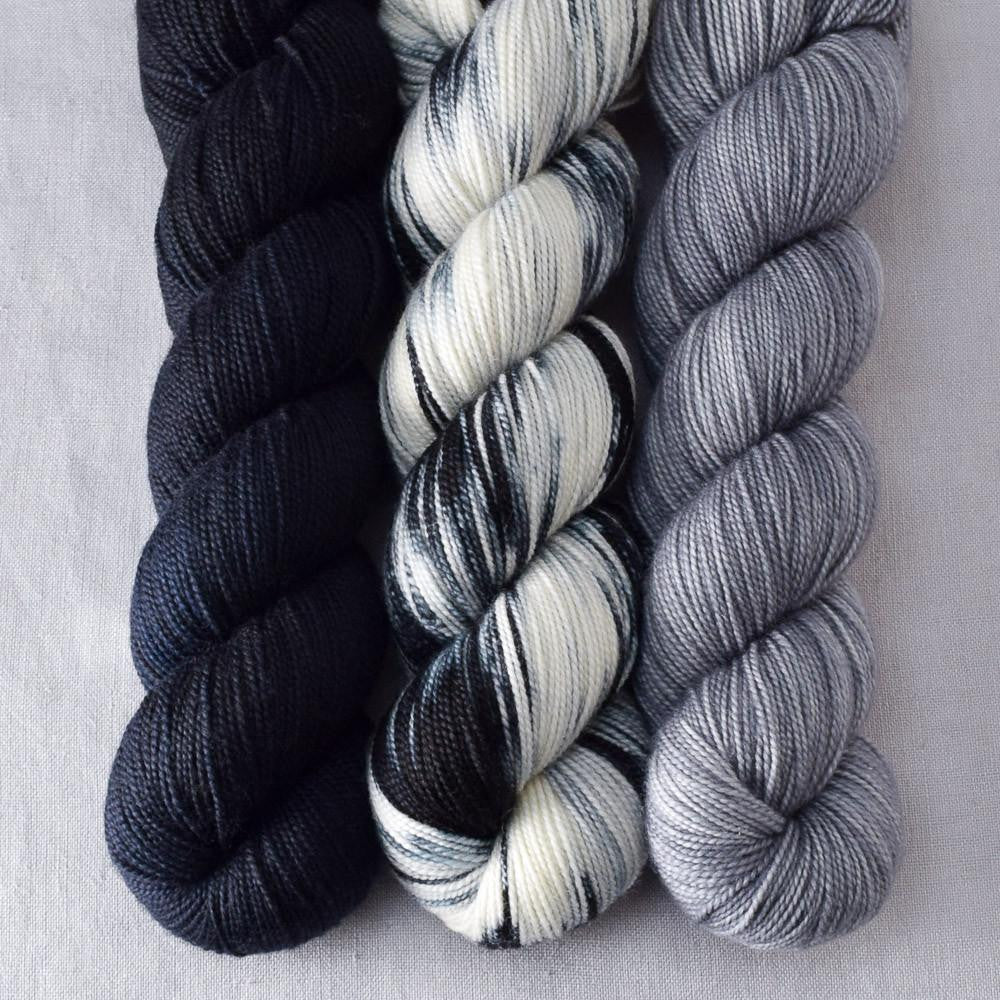 Blackbird, Graphic, Shale - Miss Babs Yummy 2-Ply Trio