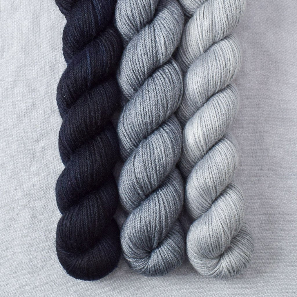 Blackbird, Slate, Quicksilver - Miss Babs Yowza Mini Trio
