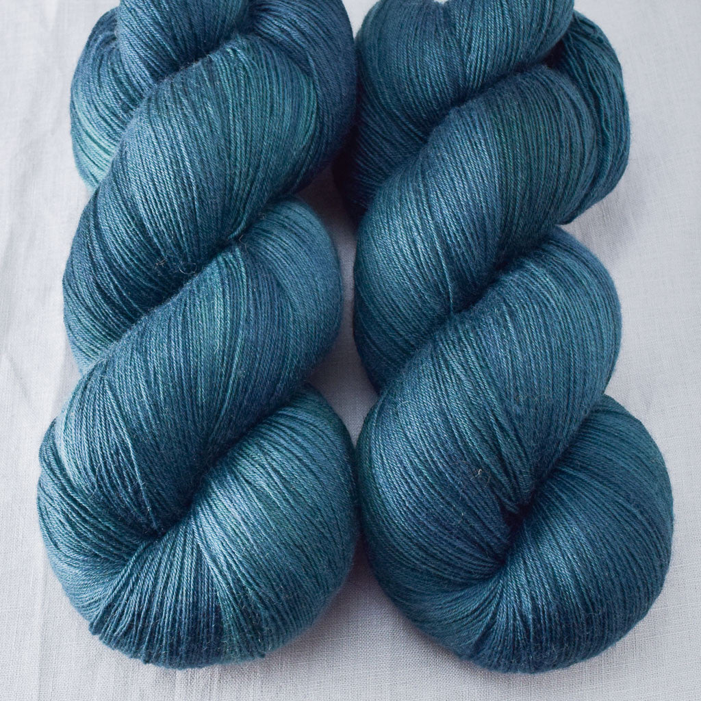 Blackwatch - Miss Babs Katahdin yarn