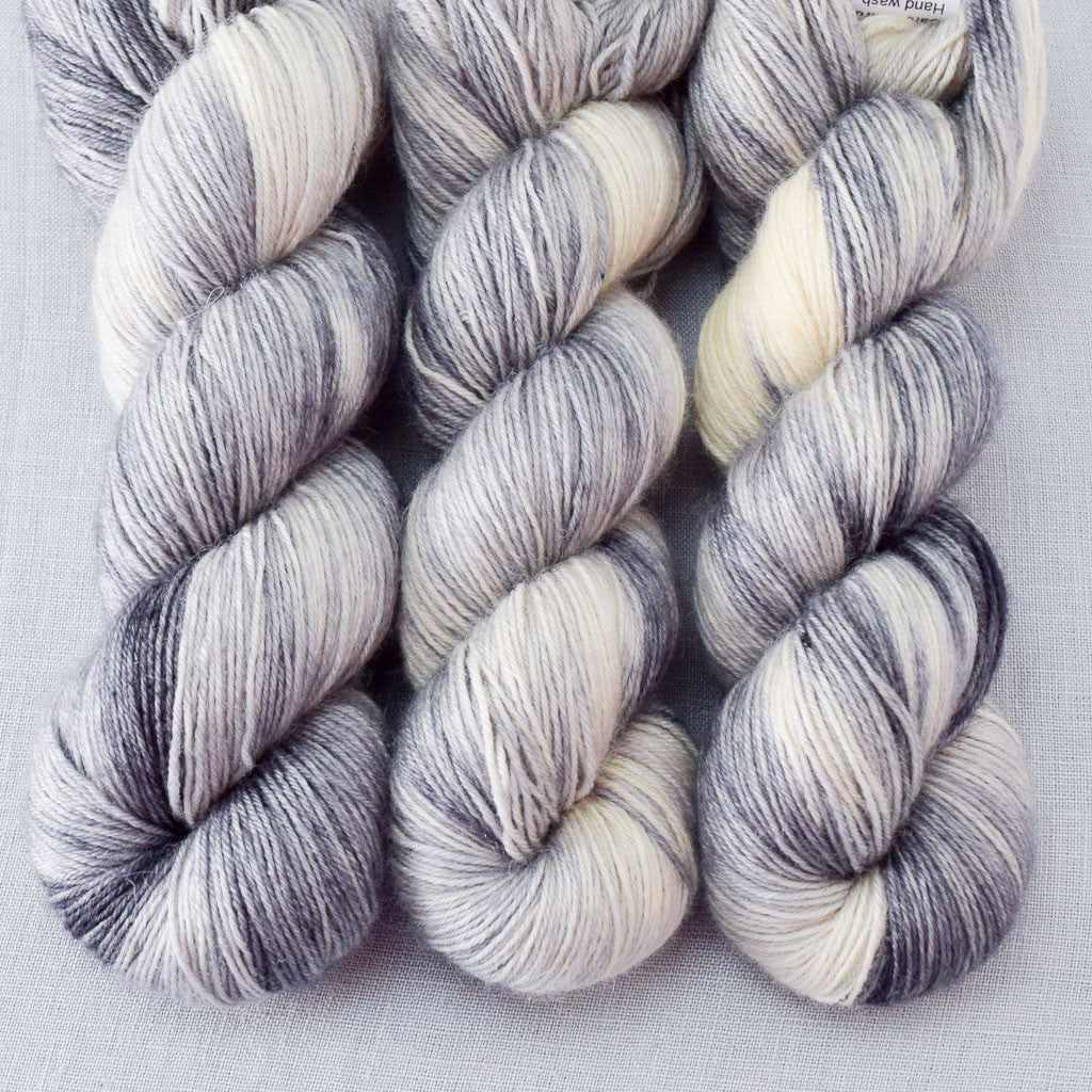 Blarney Stone - Miss Babs Katahdin 437 Yarn