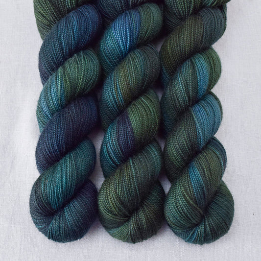 Blue Dasher - Miss Babs Yummy 2-Ply superwash Merino wool yarn
