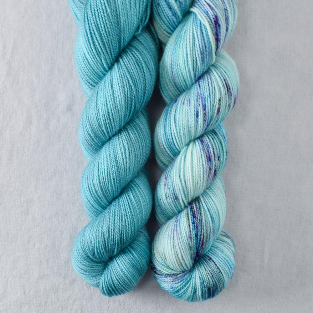 Blue Parakeet, Blue Savannah - Miss Babs 2-Ply Duo