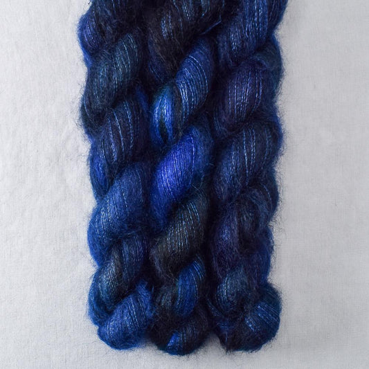 Blue Ridge - Miss Babs Moonglow yarn