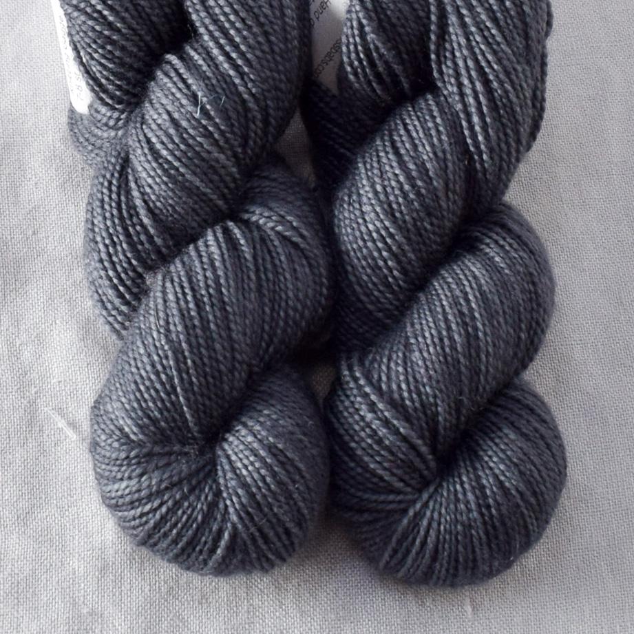 Catbird - Miss Babs Yummy 2-Ply Toes superwash Merino wool yarn