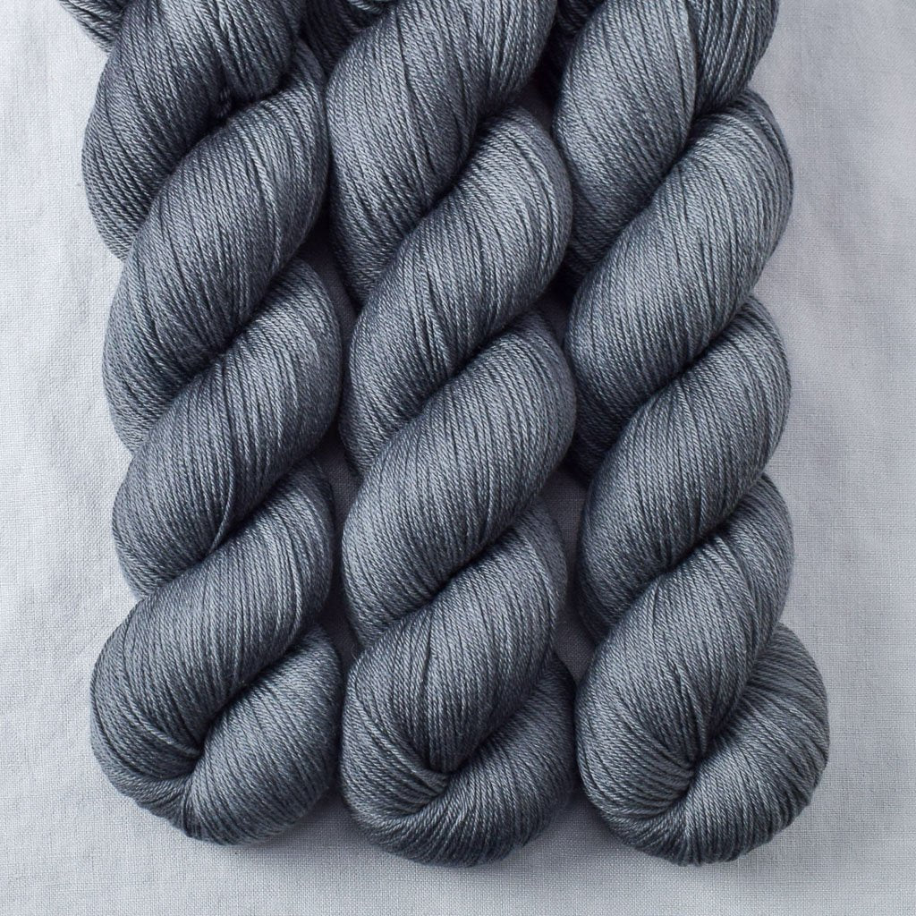 Catbird - Miss Babs Tarte wool blend sock yarn