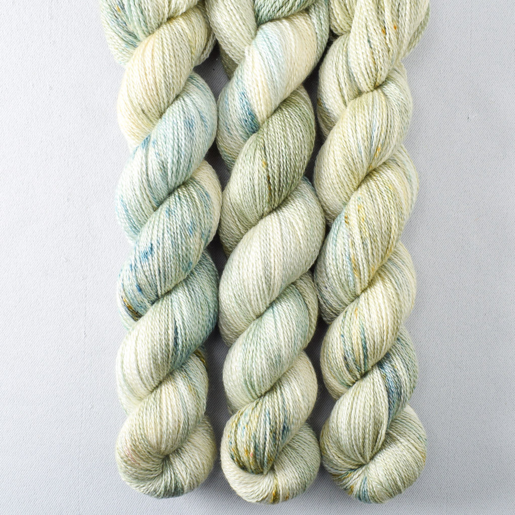 Coastal Plain - Miss Babs Yet yarn