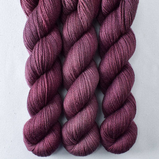 Cordovan - Miss Babs Killington 350 yarn