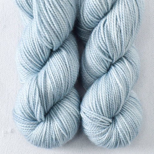 Creaking - Miss Babs Yummy 2-Ply Toes superwash Merino wool yarn
