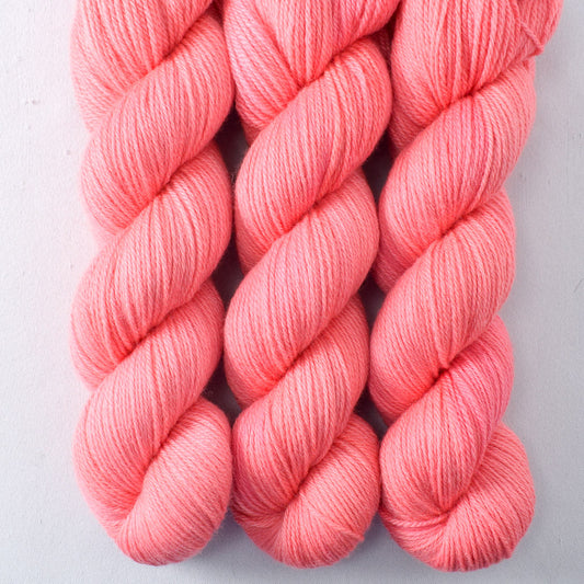 Dahlia - Miss Babs Killington 350 yarn