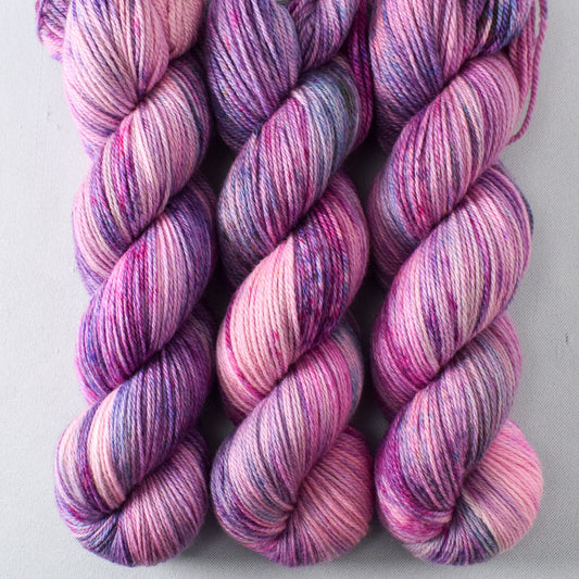 Dandyish - Miss Babs Killington 350 yarn