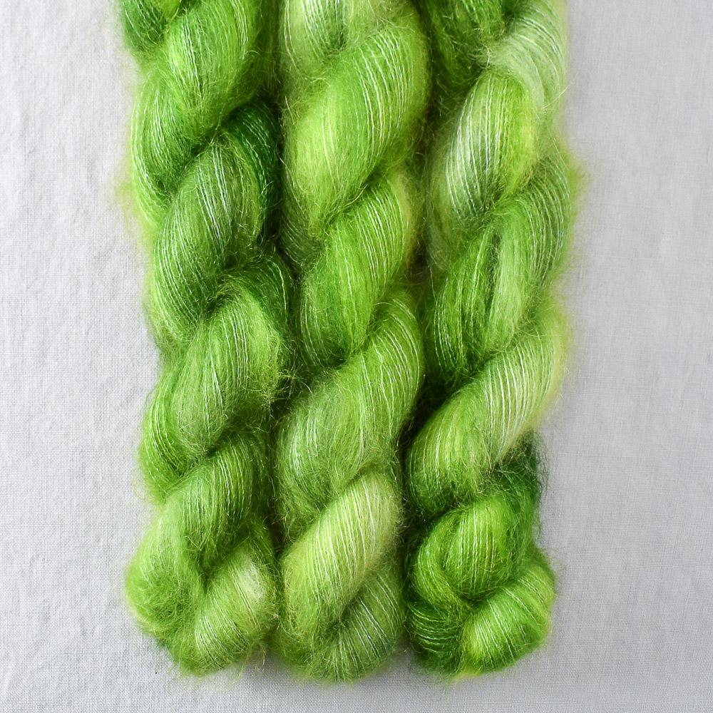 Dragons Flight - Miss Babs Moonglow yarn