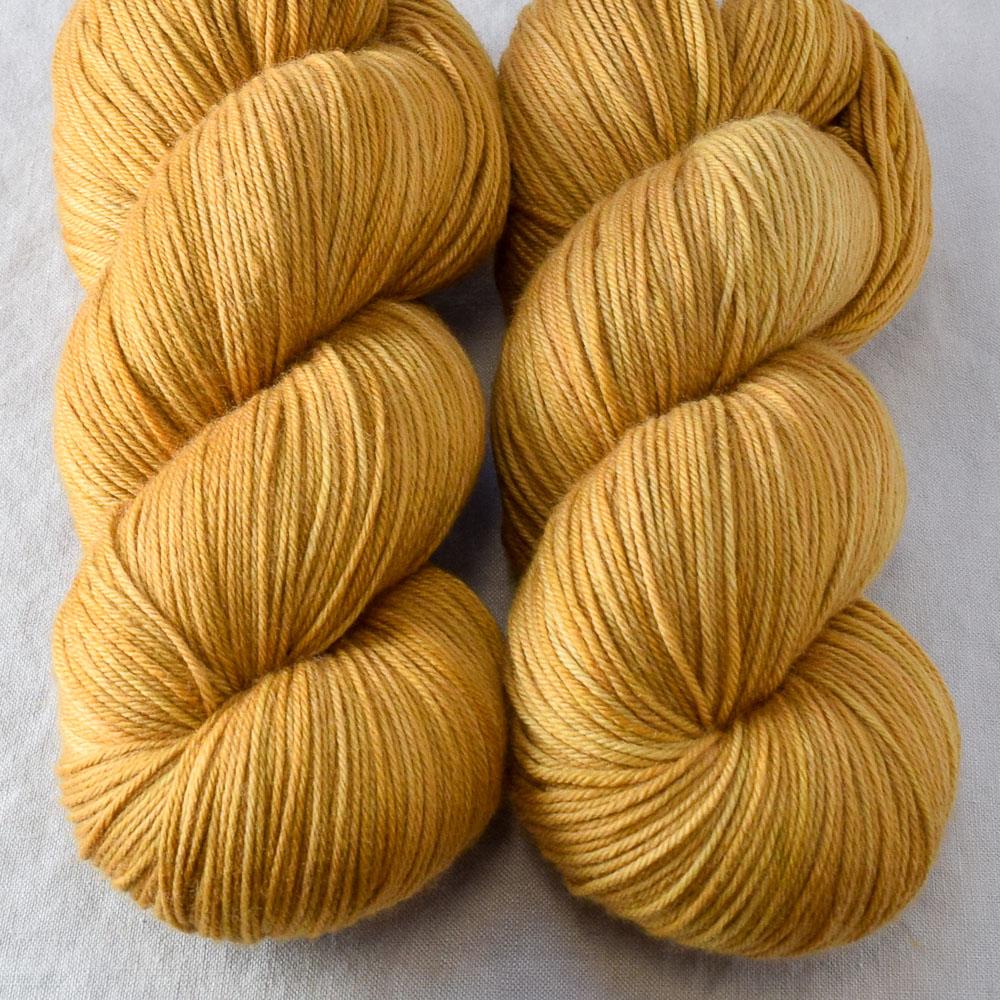 Dutch Iris 10 - Miss Babs Yowza yarn