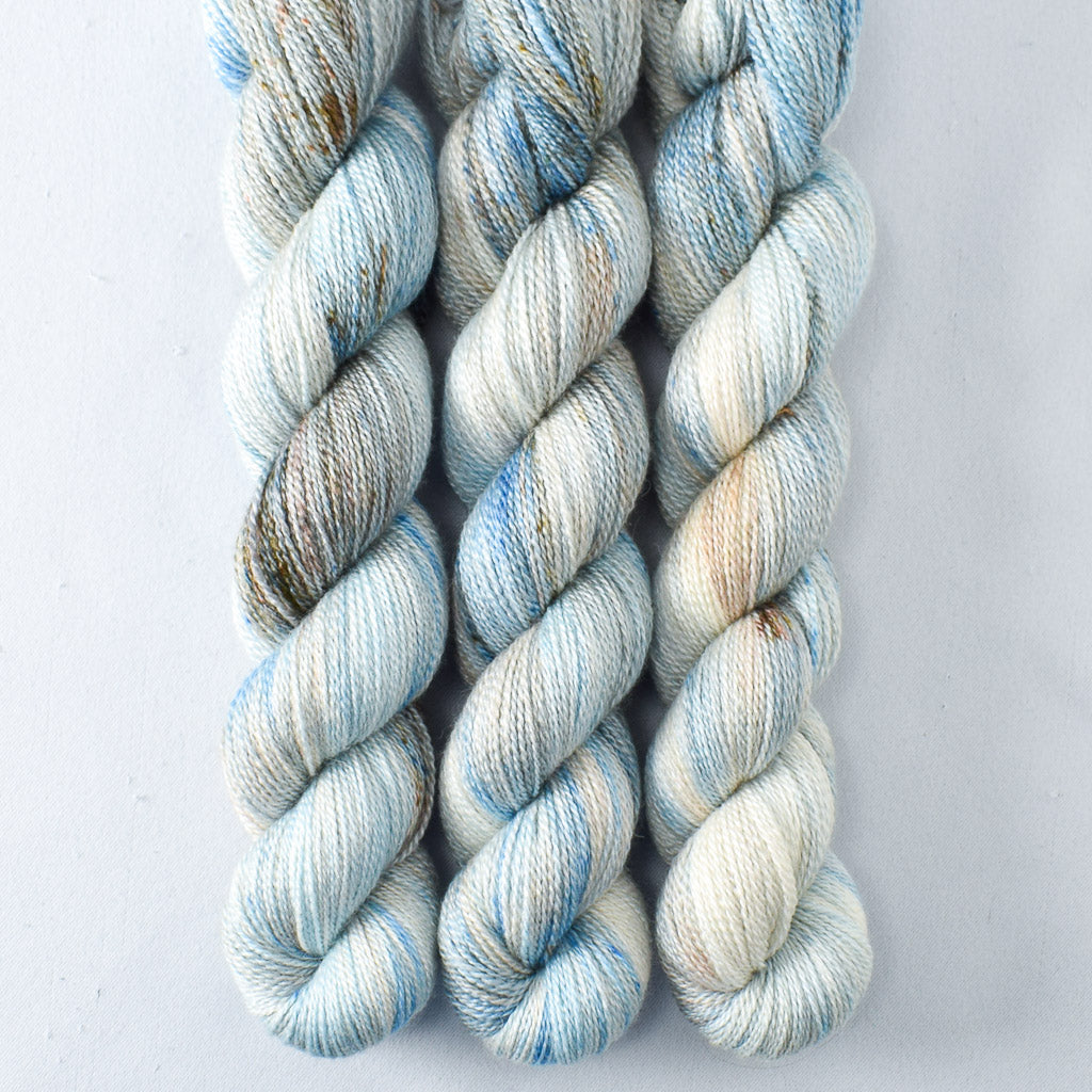 Eastern Bluebird - Miss Babs Yet yarn