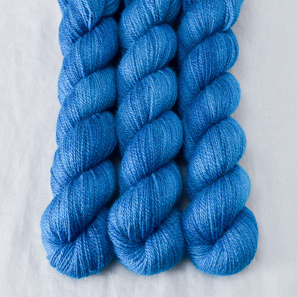 Echo - Miss Babs Yet yarn