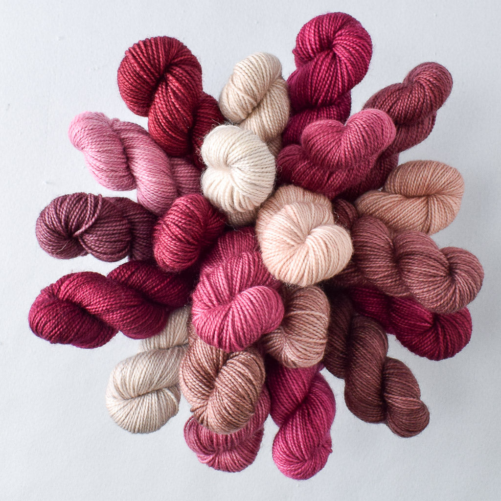 Festive Yarn Set - Roses and Champagne