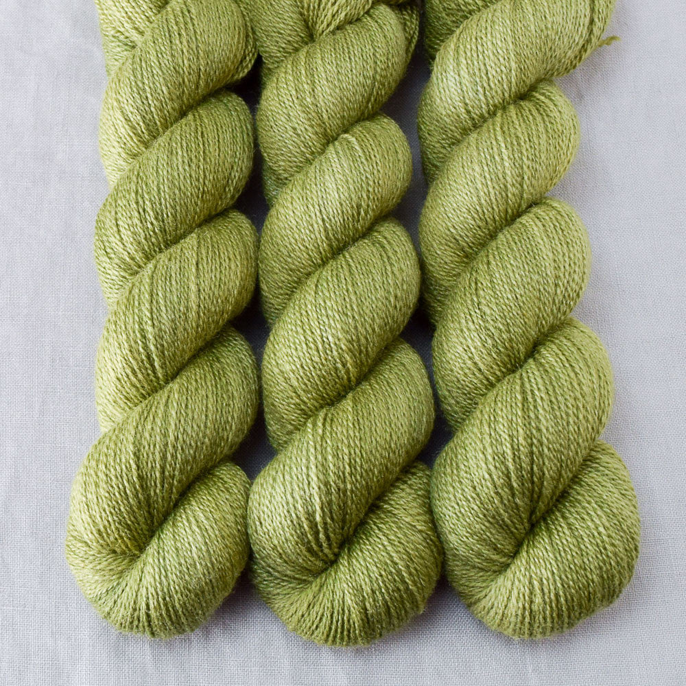 Fiddlehead - Miss Babs Yet yarn