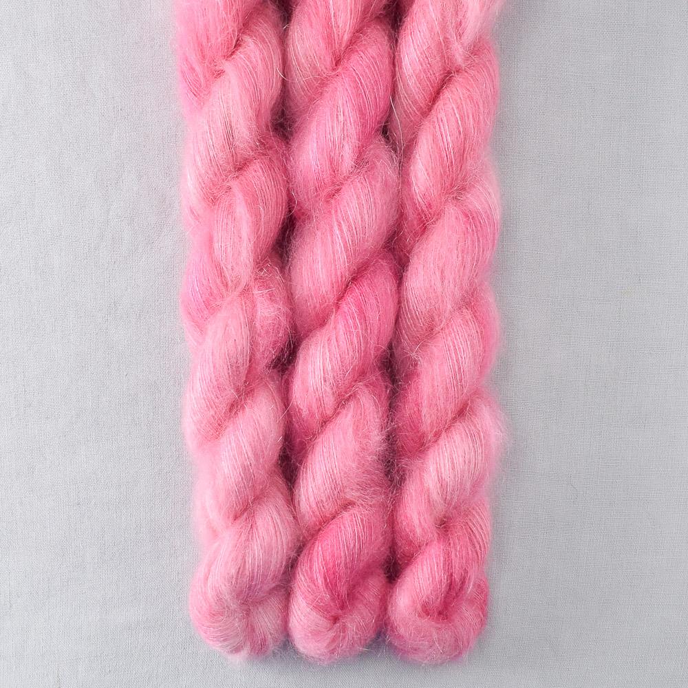Filrty - Miss Babs Moonglow yarn