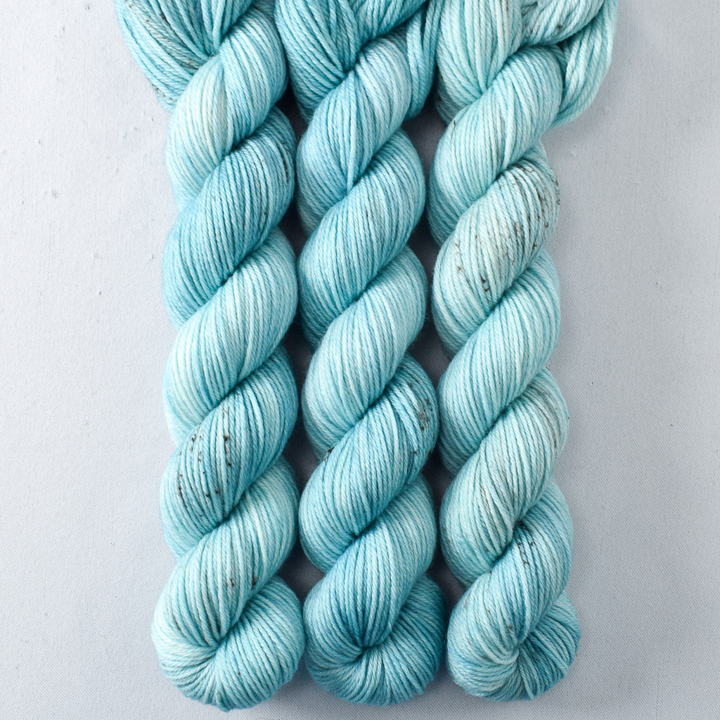 Flying Colors - Miss Babs Yowza Mini superwash Merino wool yarn