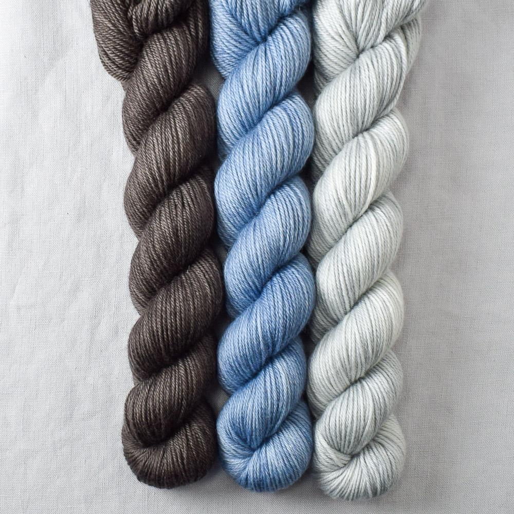 Frozen, Stonewashed, Walnut - Miss Babs Yowza Mini Trio