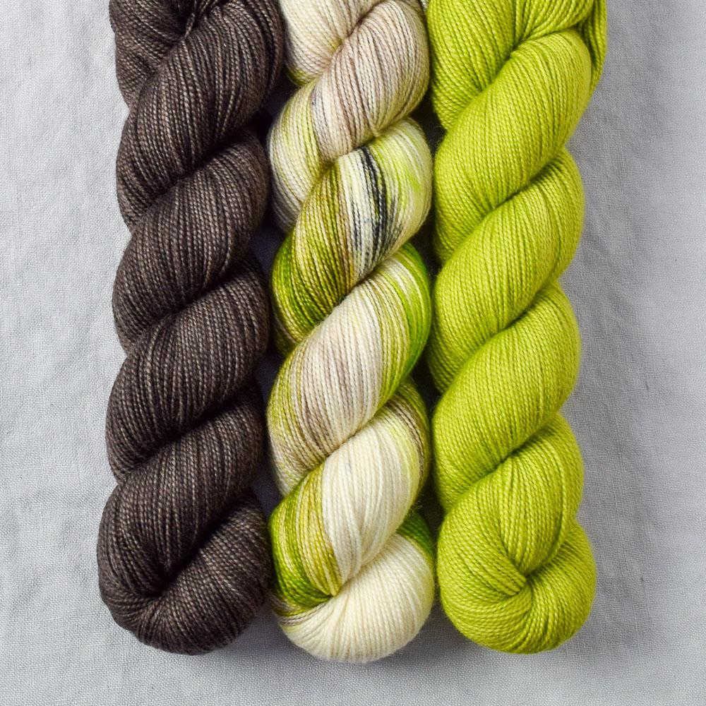 Ghoulish, Uberraschung, Walnut - Miss Babs Yummy 2-Ply Trio