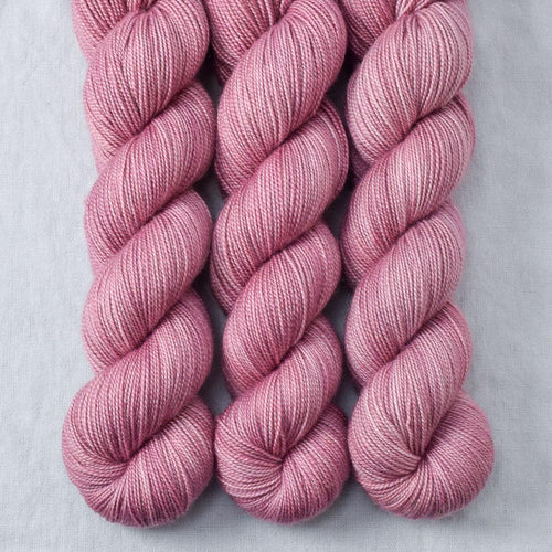 Glow - Miss Babs Yummy 2-Ply yarn