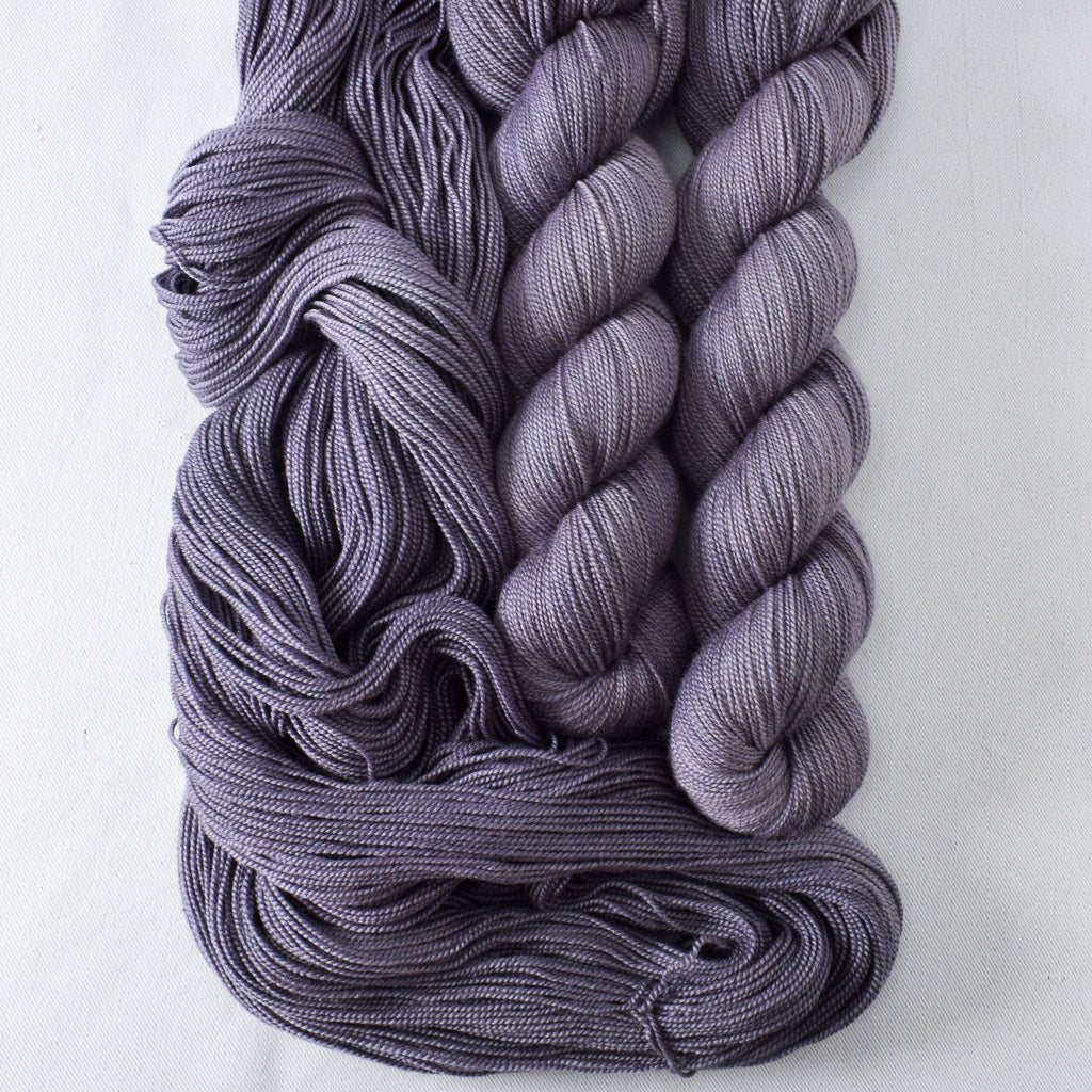 Harmonic - Miss Babs Avon yarn
