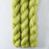 Iantha - Miss Babs Moonglow yarn