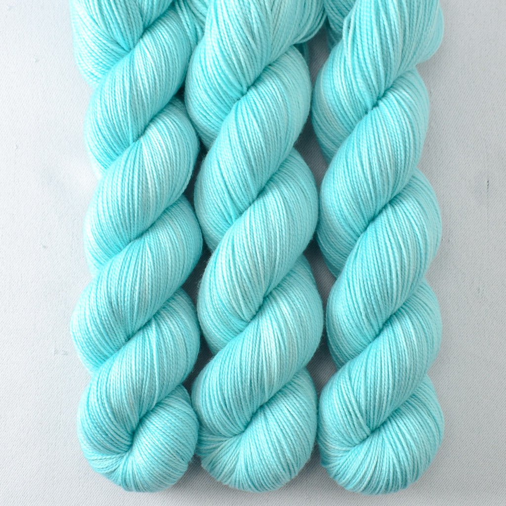 Island Time - Miss Babs Yummy 2-Ply yarn